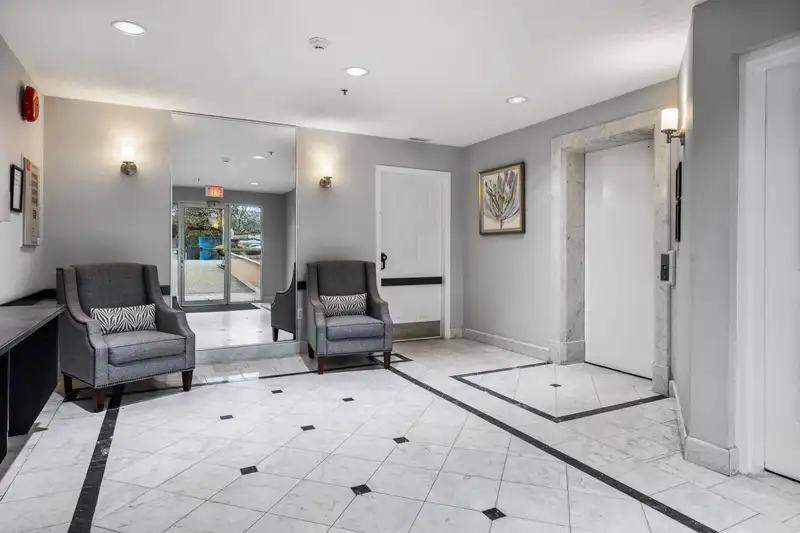 312 8985 MARY STREET - photo 3 of 24
