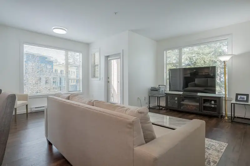 304 45530 MARKET WAY - photo 2 of 29
