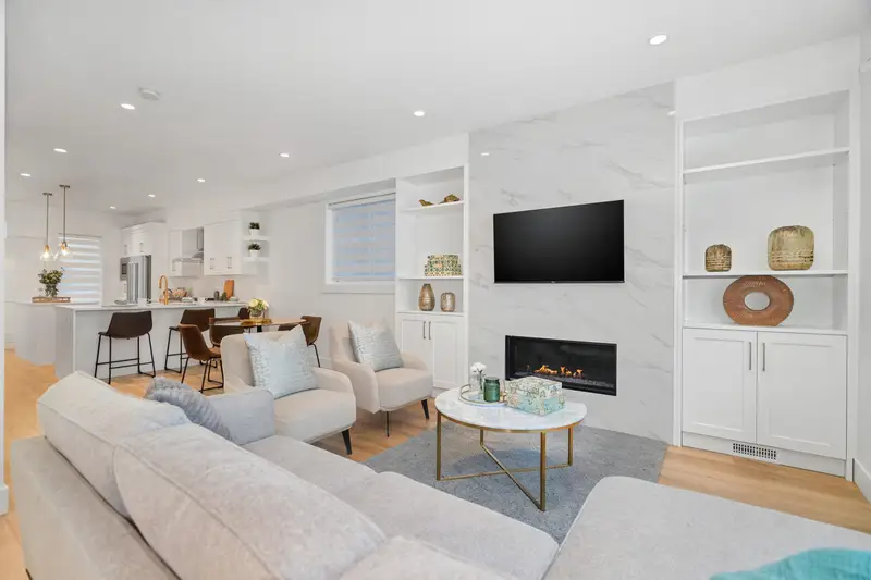 14 9762 182A STREET - photo 4 of 25