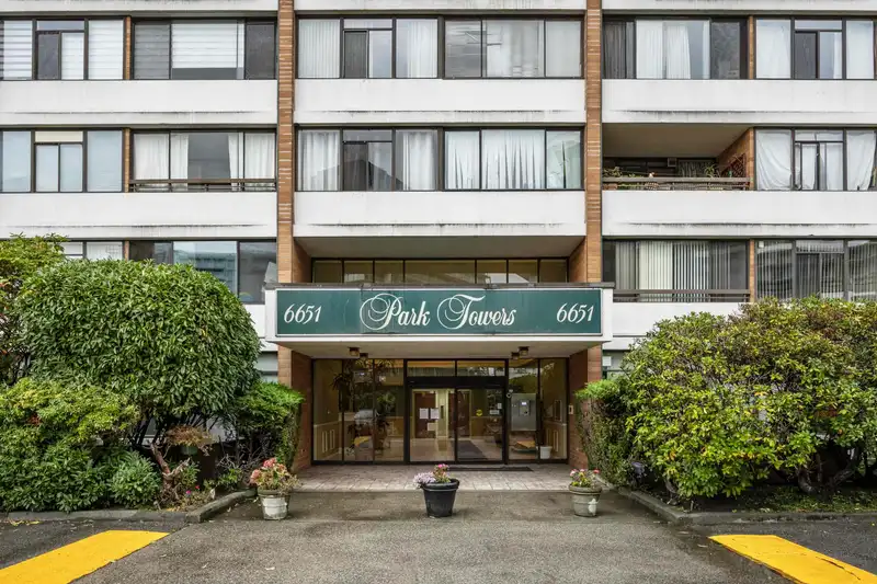 1505 6651 MINORU BOULEVARD - photo 2 of 28