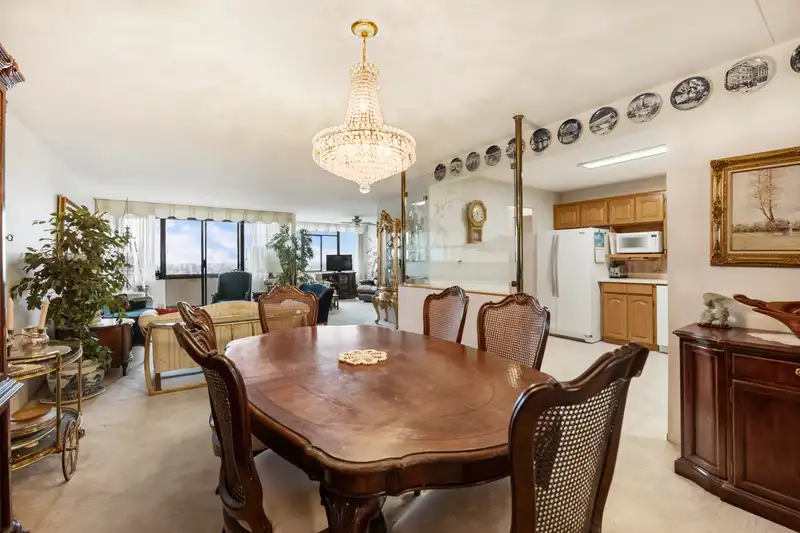 1505 6651 MINORU BOULEVARD - photo 3 of 28