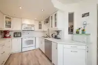 117 2533 MARCET COURT - thumbnail 7