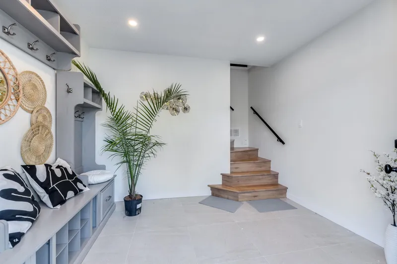 1790 WESTMINSTER AVENUE - photo 3 of 25