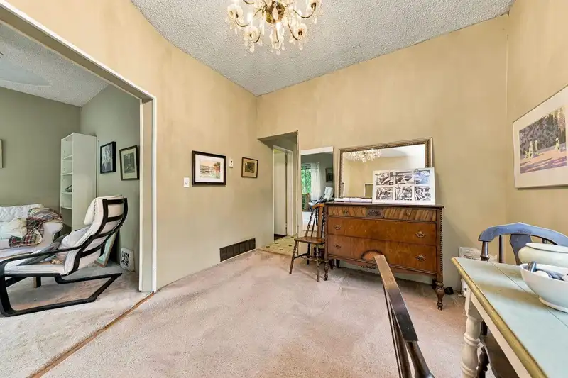 4153 JOHN STREET - photo 4 of 31