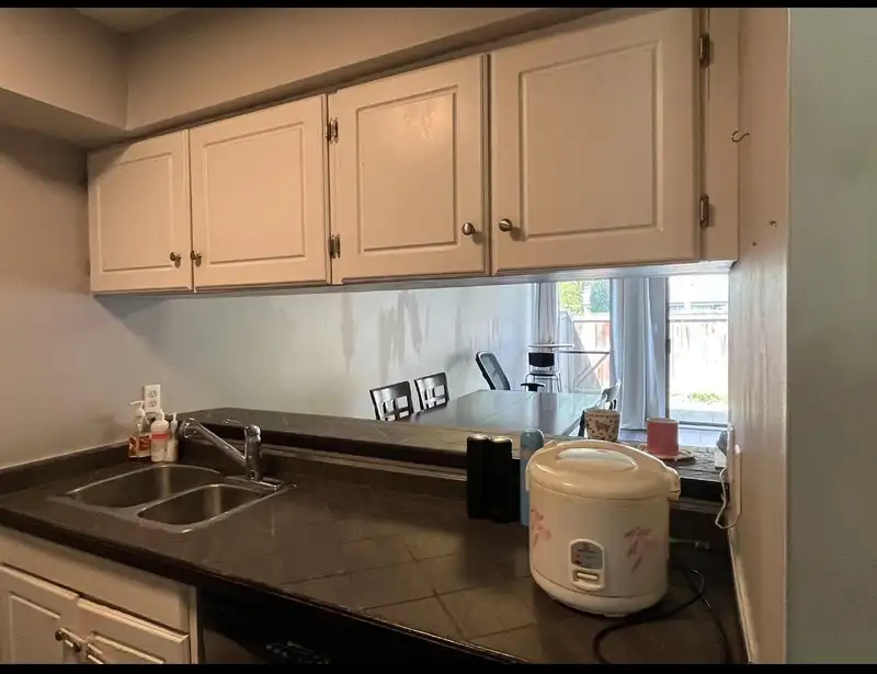 63 17710 60 AVENUE - photo 4 of 11