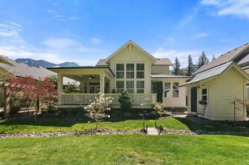 43359 OLD ORCHARD LANE - photo 2 of 40