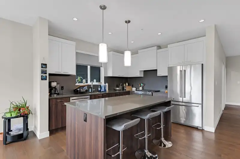 39340 FALCON CRESCENT - photo 4 of 28
