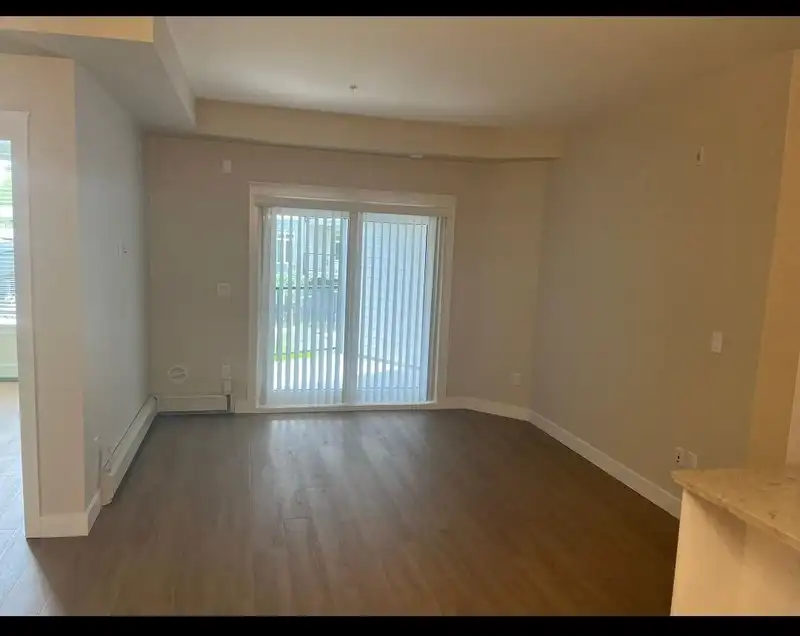 203 11077 RAVINE ROAD - photo 4 of 16