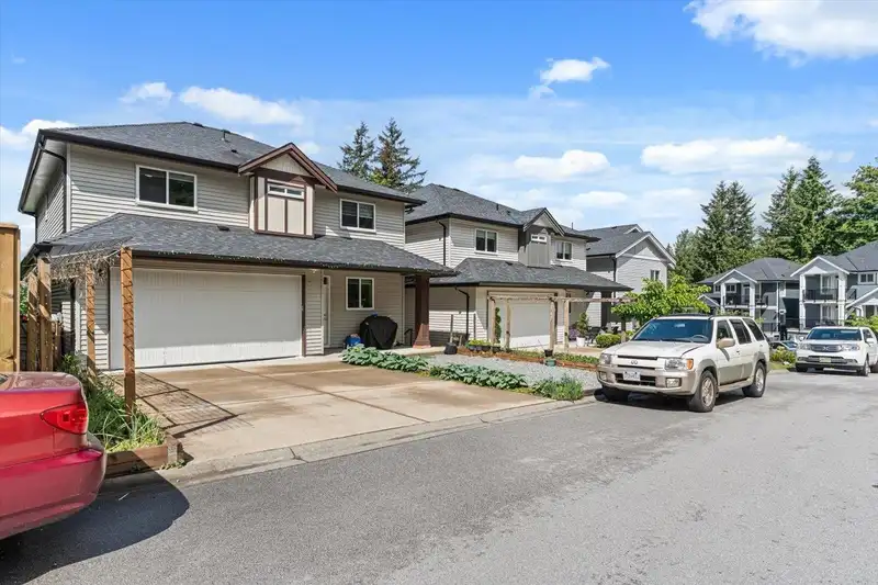 10166 JACKSON ROAD - photo 4 of 40
