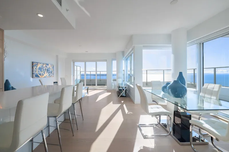 1304 1441 JOHNSTON STREET - photo 3 of 25