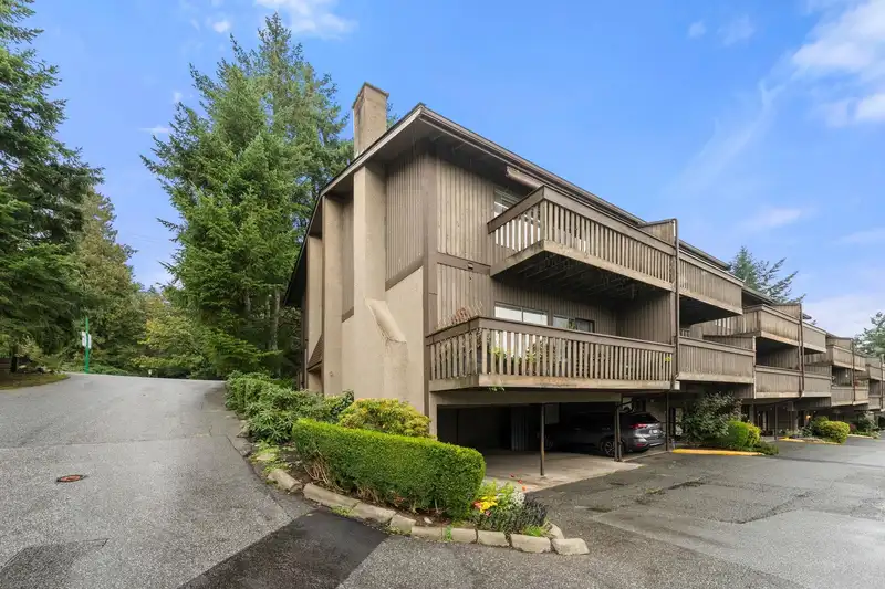 1131 LILLOOET ROAD - photo 1 of 36