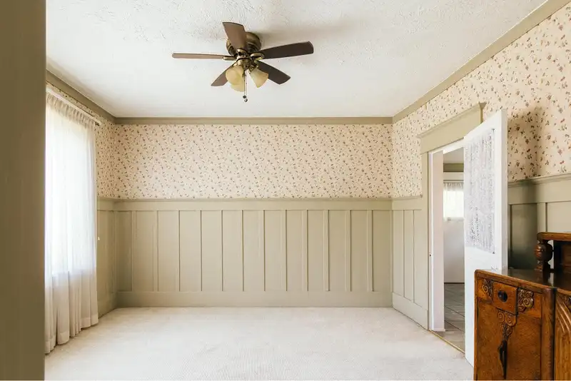 5406 PRINCE EDWARD STREET - photo 3 of 24