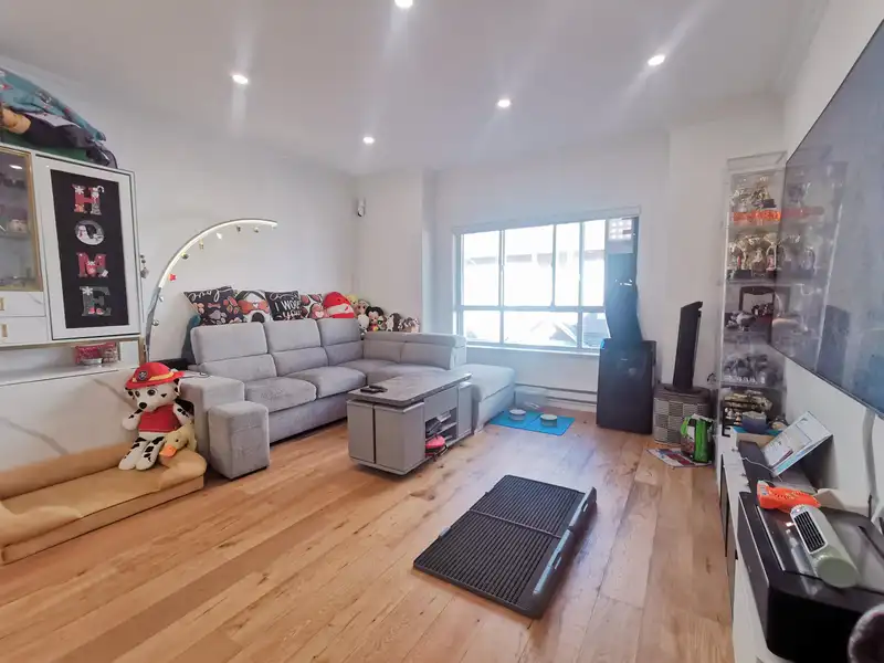 2 9288 KEEFER AVENUE - photo 3 of 16