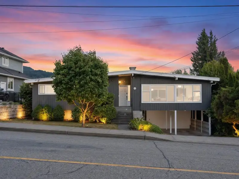87 MUNDY STREET - photo 1 of 24