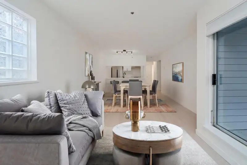 104 1147 NELSON STREET - photo 2 of 38
