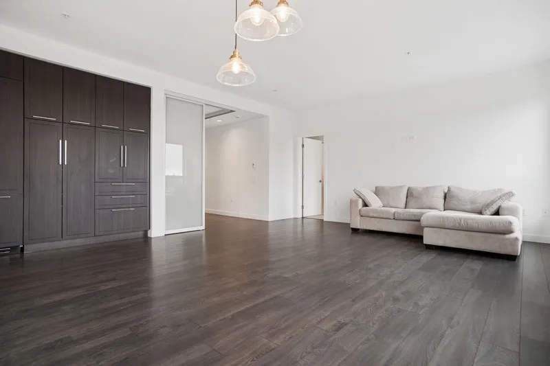 608 6677 CAMBIE STREET - photo 2 of 25