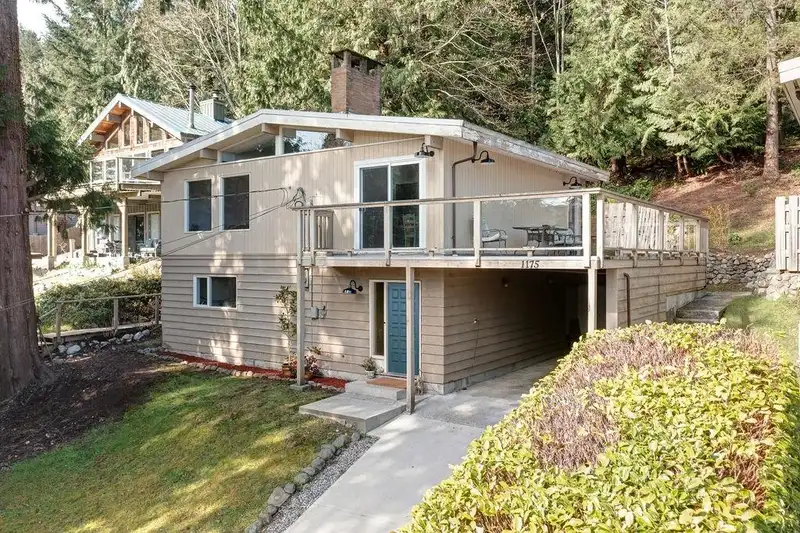 1175 MARINE DRIVE - photo 1 of 33