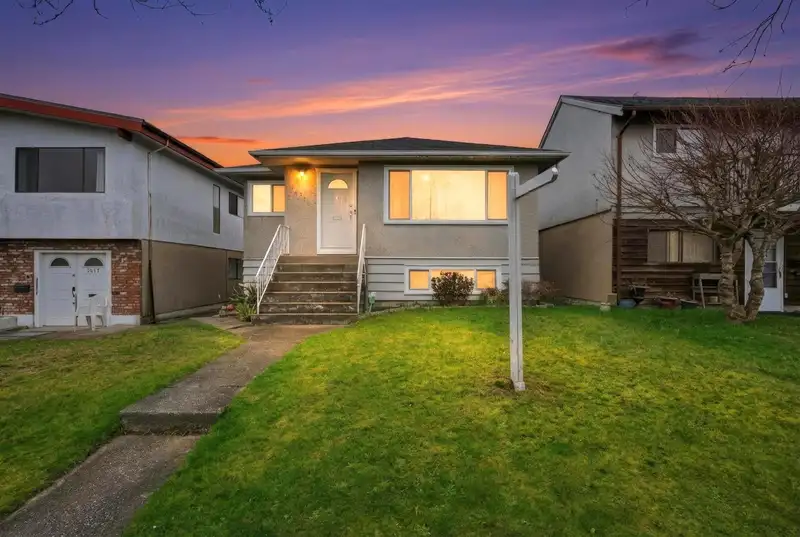 2625 E 21ST AVENUE - photo 1 of 30