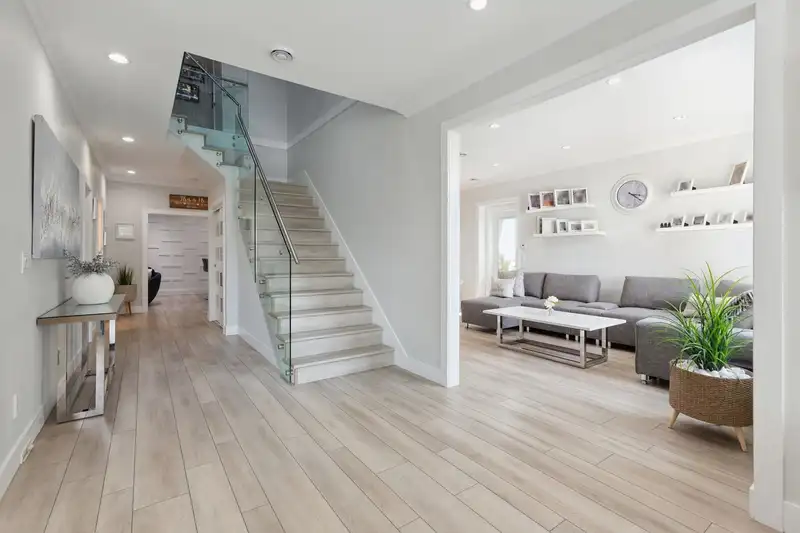 12182 101B AVENUE - photo 4 of 40
