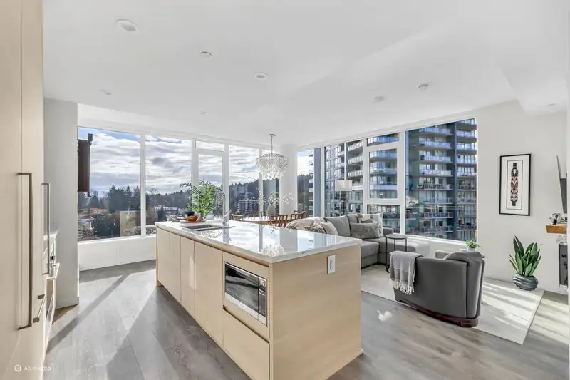 1404 305 MORRISSEY ROAD - photo 2 of 40