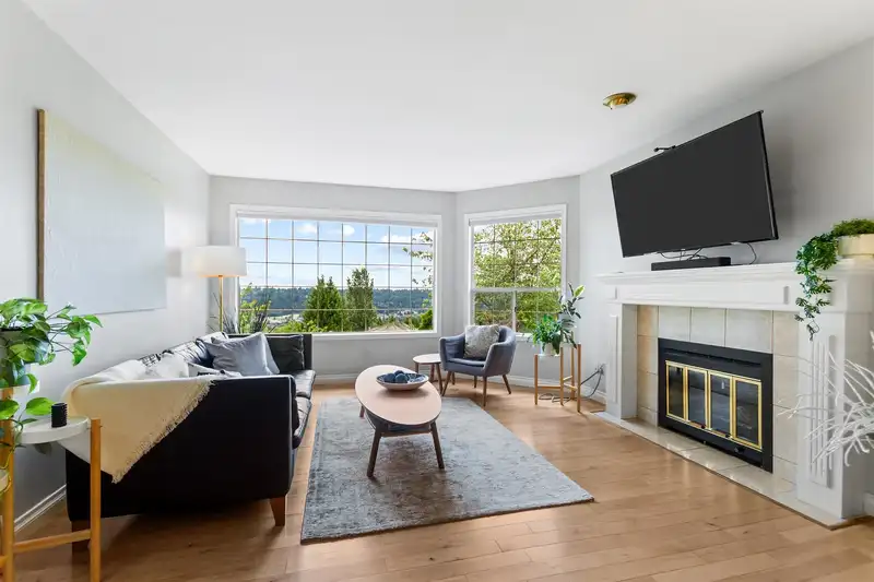 84 RAVINE DRIVE - photo 1 of 26
