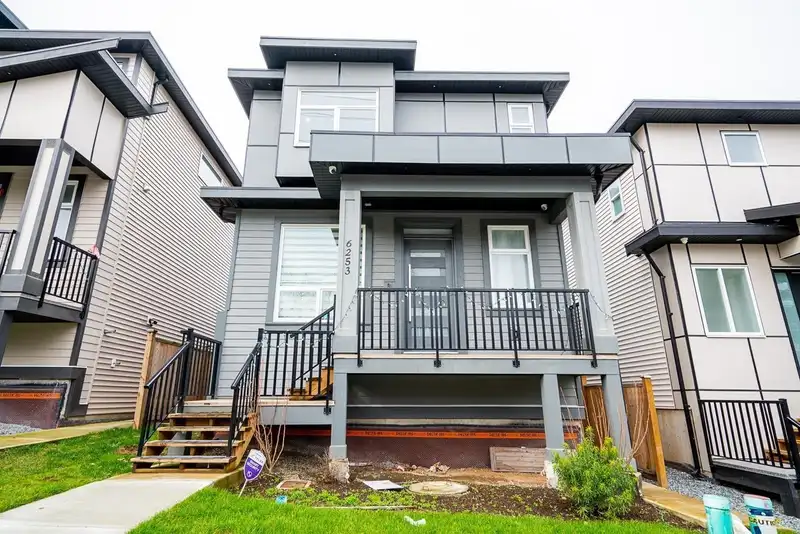 6253 148 STREET - photo 1 of 1
