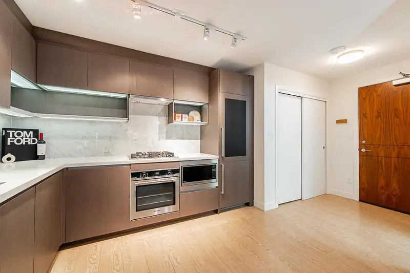2715 13750 100 AVENUE - photo 4 of 33
