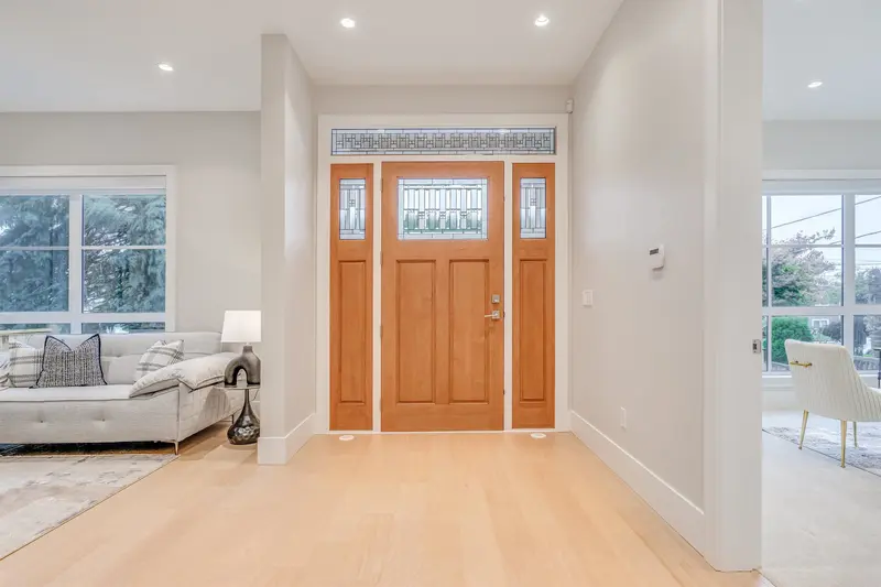 15387 PACIFIC AVENUE - photo 3 of 25