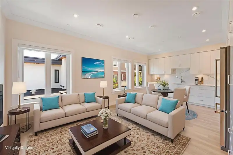 4854 SLOCAN STREET - photo 4 of 37