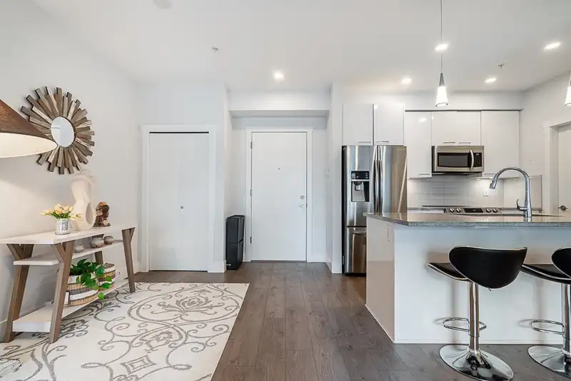 405 5485 BRYDON CRESCENT - photo 3 of 25