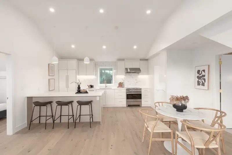 464 E 17TH AVENUE - photo 1 of 20
