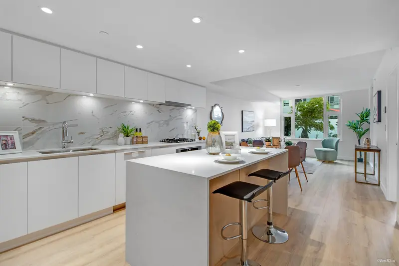 306 1500 FERN STREET - photo 3 of 25