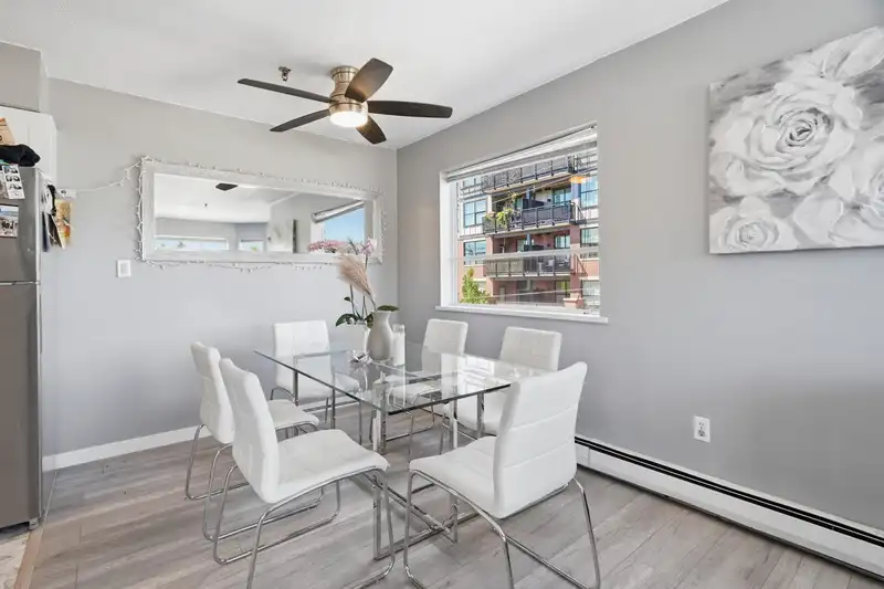 331 22661 LOUGHEED HIGHWAY - photo 4 of 36