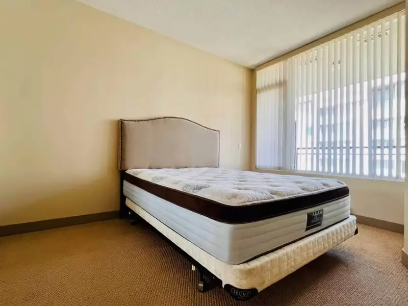 615 9009 CORNERSTONE MEWS - photo 3 of 13