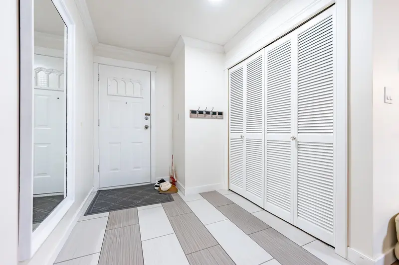 36 7540 ABERCROMBIE DRIVE - photo 3 of 25