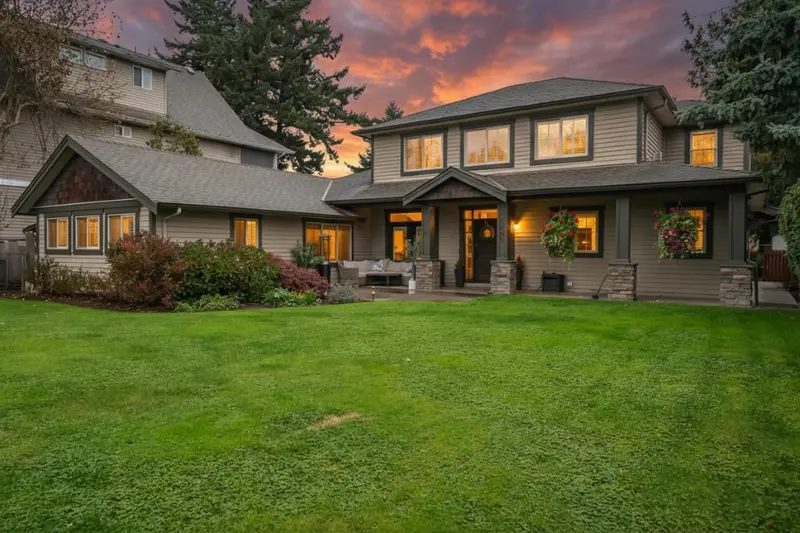 5660 RIVERSIDE STREET - photo 1 of 25