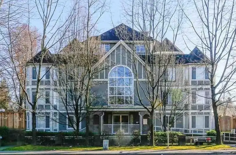 108 13226 104 AVENUE - photo 3 of 5