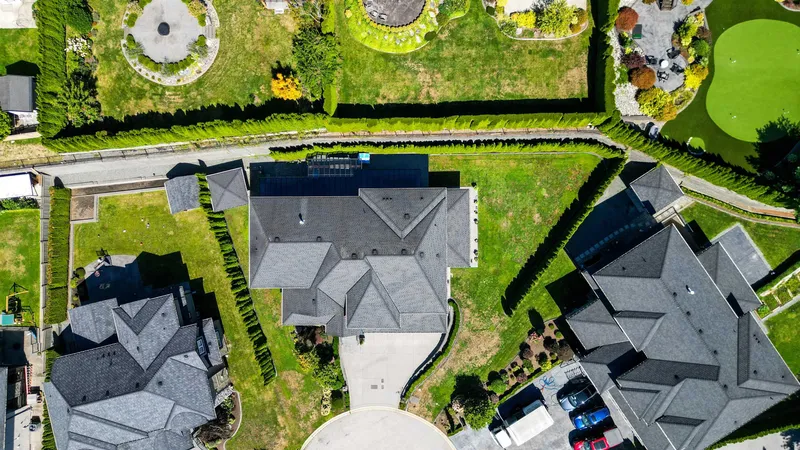 16521 58 AVENUE - photo 4 of 25