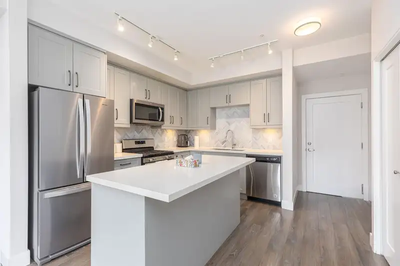303 14605 MCDOUGALL DRIVE - photo 4 of 22