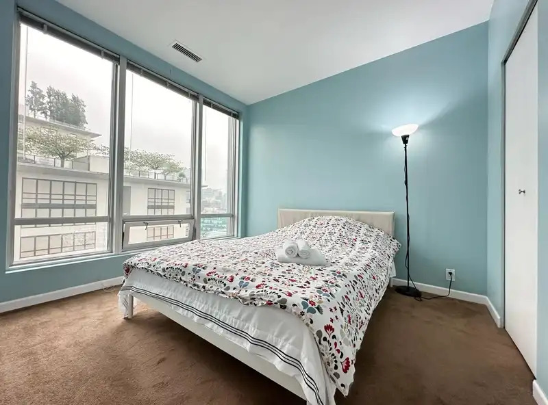 1213 989 NELSON STREET - photo 4 of 18