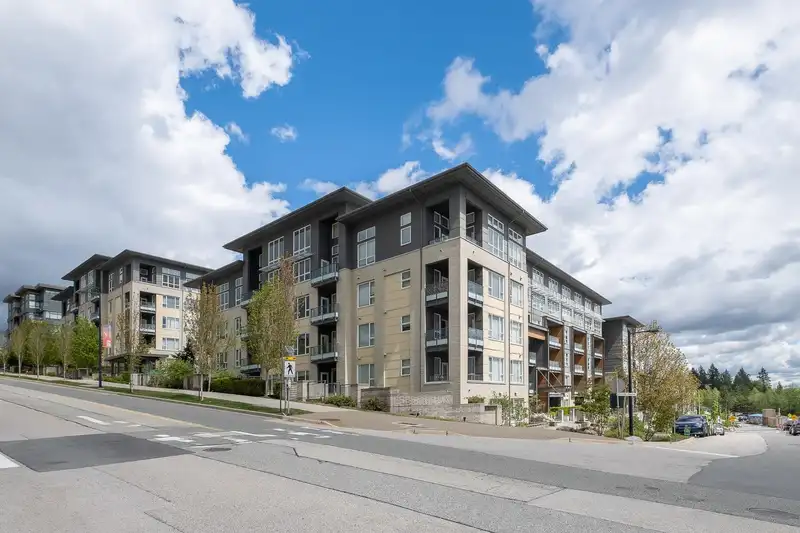 513 9877 UNIVERSITY CRESCENT - photo 1 of 27