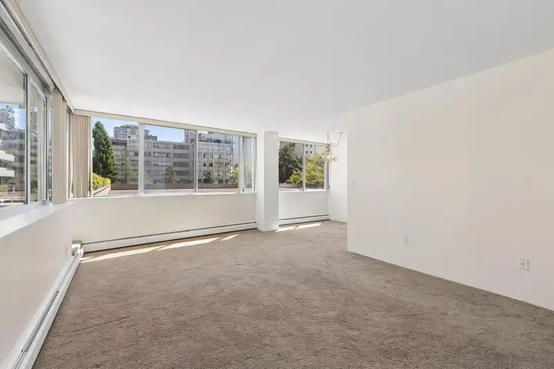306 2055 PENDRELL STREET - photo 4 of 35