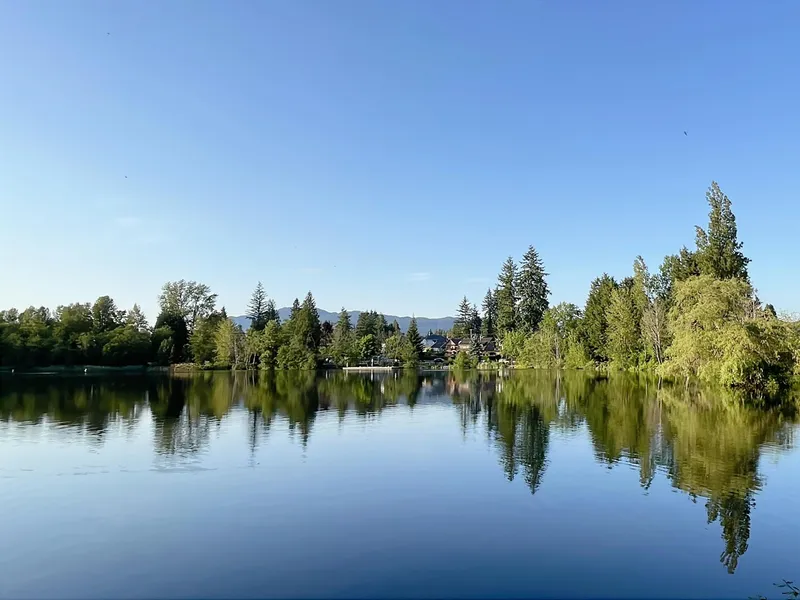 677 GATENSBURY STREET - photo 2 of 24