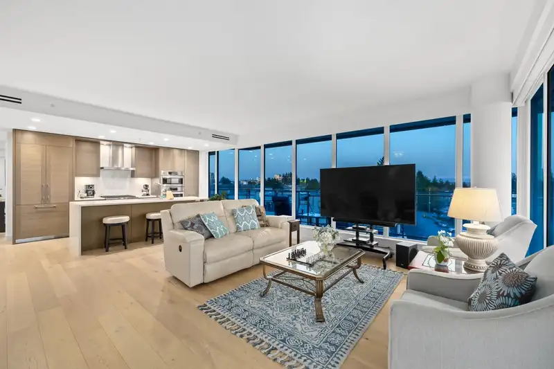 405 1439 GEORGE STREET - photo 3 of 39