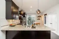 44 8068 207 STREET - thumbnail 2