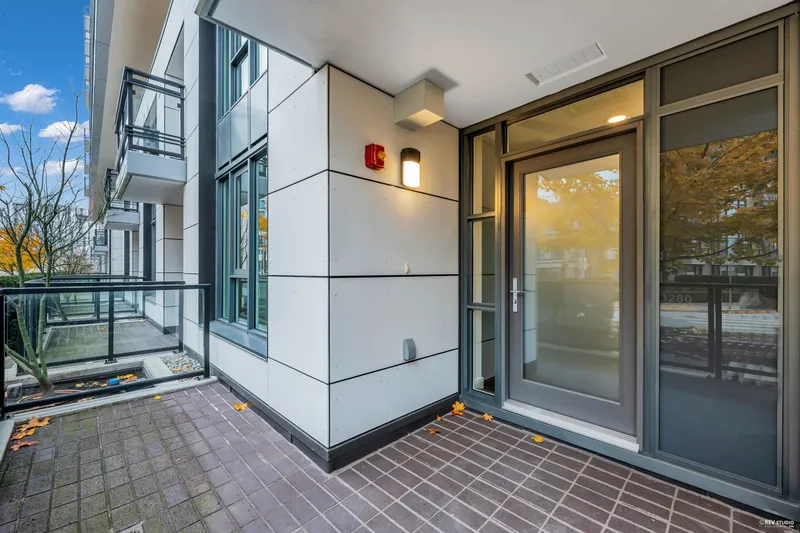 TH3 3280 CORVETTE WAY - photo 2 of 25