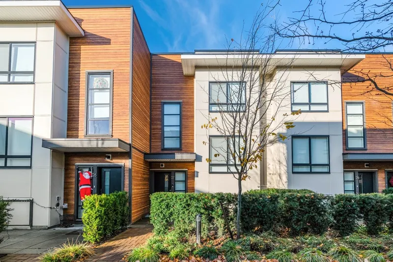 27 10233 RIVER DRIVE - photo 1 of 21