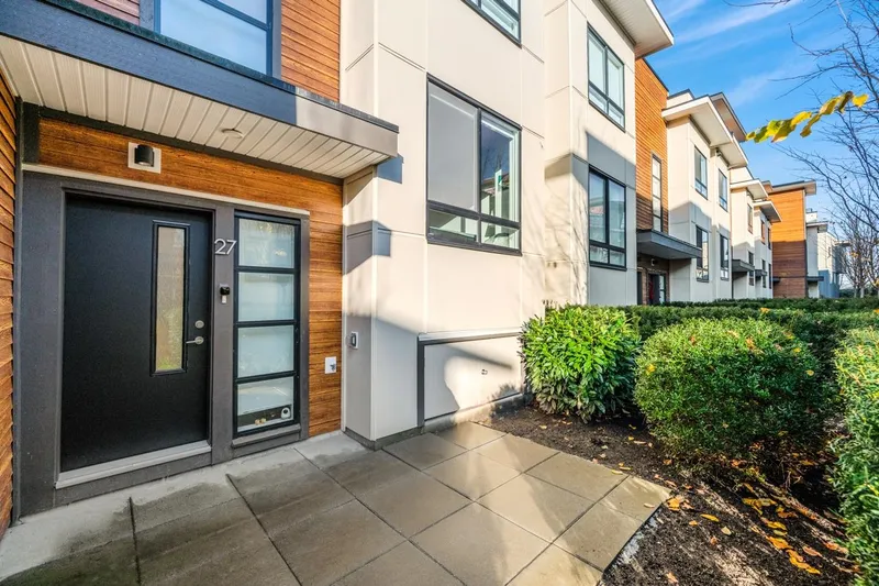 27 10233 RIVER DRIVE - photo 2 of 21