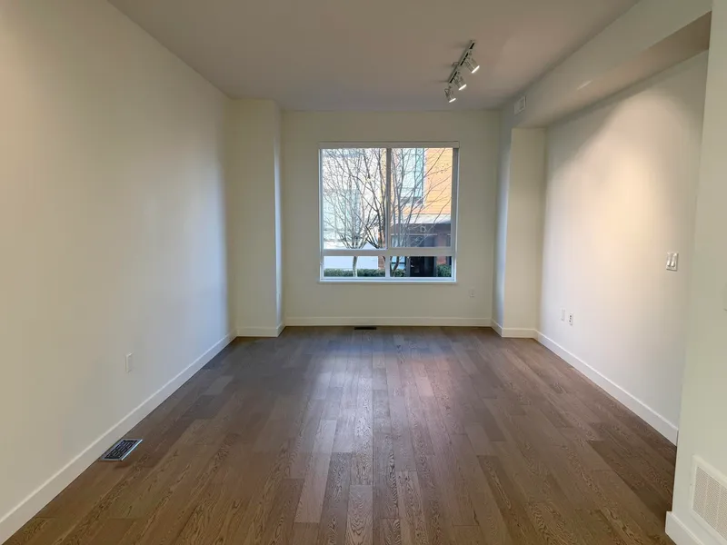 27 10233 RIVER DRIVE - photo 3 of 21