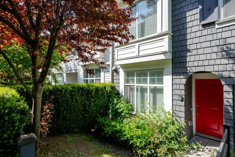 36 8130 136A STREET - photo 2 of 27